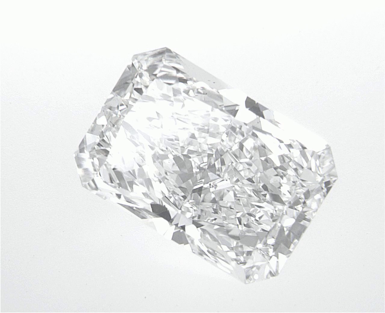 3.51 CT Radiant Lab-Grown Diamond Surrey Vancouver Canada Langley Burnaby Richmond