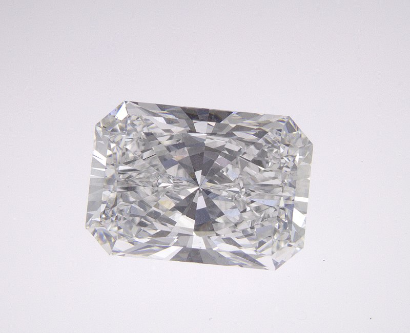 2.5 CT Radiant Lab-Grown Diamond Surrey Vancouver Canada Langley Burnaby Richmond