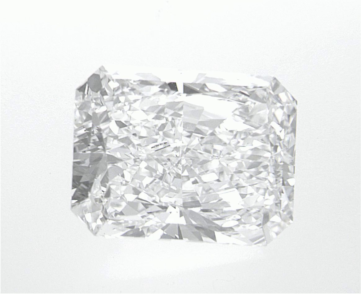 2.65 CT Radiant Lab-Grown Diamond Surrey Vancouver Canada Langley Burnaby Richmond