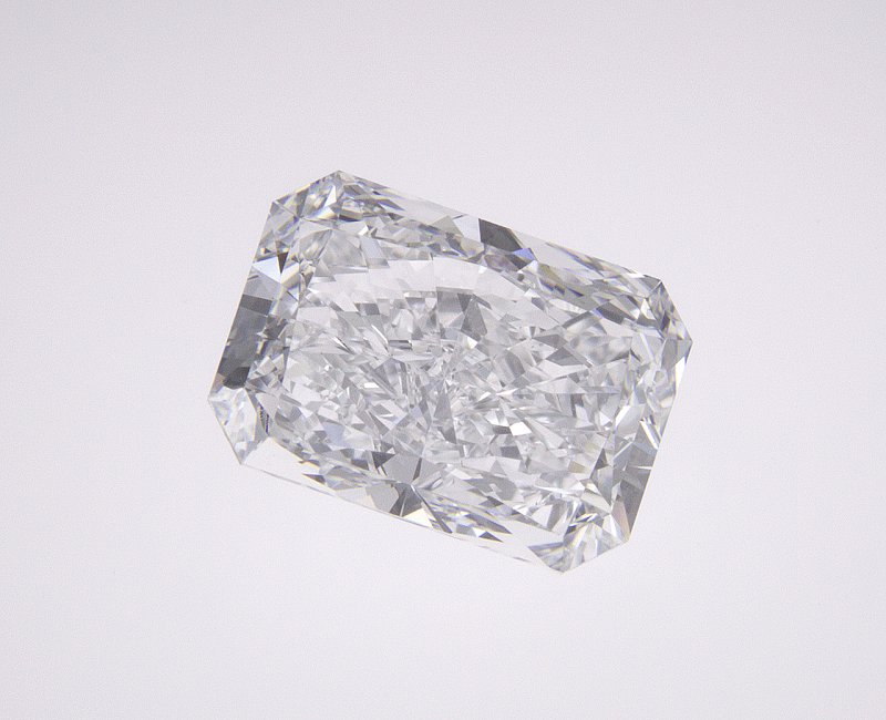 2.08 CT Radiant Lab-Grown Diamond Surrey Vancouver Canada Langley Burnaby Richmond