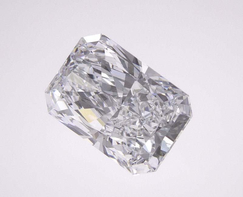 2.3 CT Radiant Lab-Grown Diamond Surrey Vancouver Canada Langley Burnaby Richmond