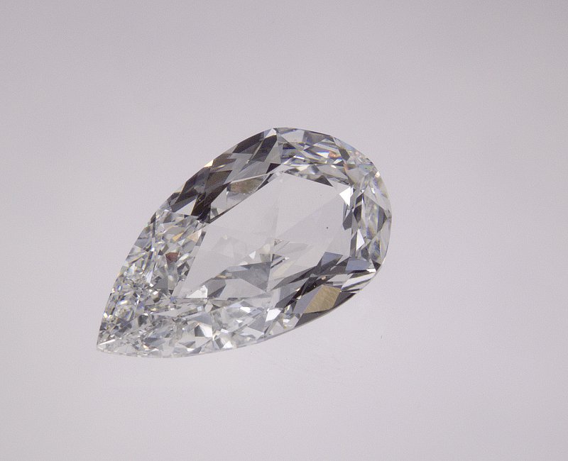 2.22 CT Pear Lab-Grown Diamond Surrey Vancouver Canada Langley Burnaby Richmond