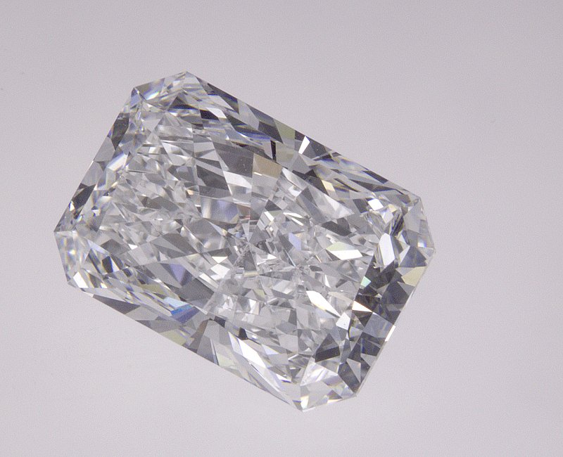 3.07 CT Radiant Lab-Grown Diamond Surrey Vancouver Canada Langley Burnaby Richmond