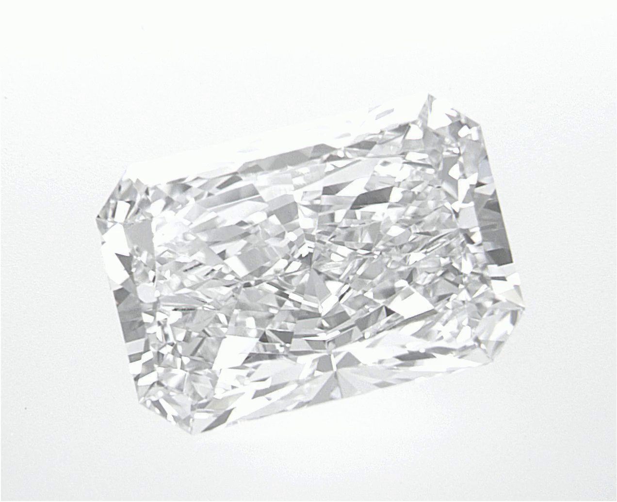 3.09 CT Radiant Lab-Grown Diamond Surrey Vancouver Canada Langley Burnaby Richmond