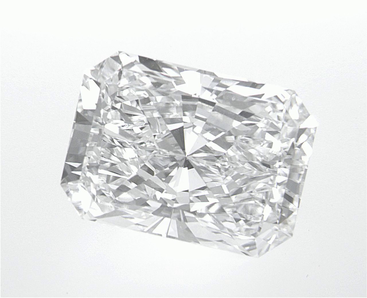 3.51 CT Radiant Lab-Grown Diamond Surrey Vancouver Canada Langley Burnaby Richmond