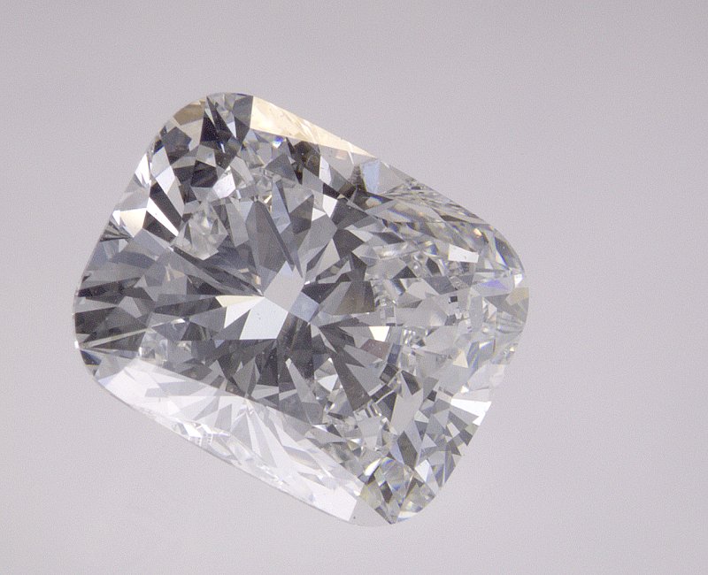 3.1 CT Elongatedcushion Lab-Grown Diamond Surrey Vancouver Canada Langley Burnaby Richmond