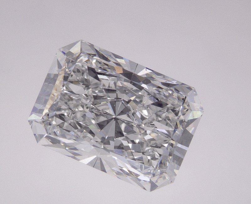 3.96 CT Radiant Lab-Grown Diamond Surrey Vancouver Canada Langley Burnaby Richmond