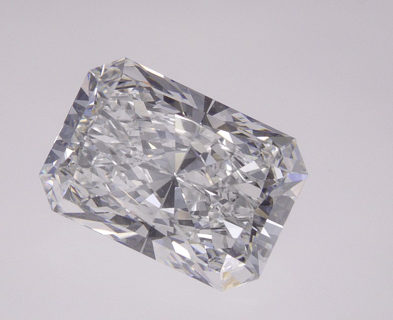 2.25 CT Radiant Lab-Grown Diamond Surrey Vancouver Canada Langley Burnaby Richmond