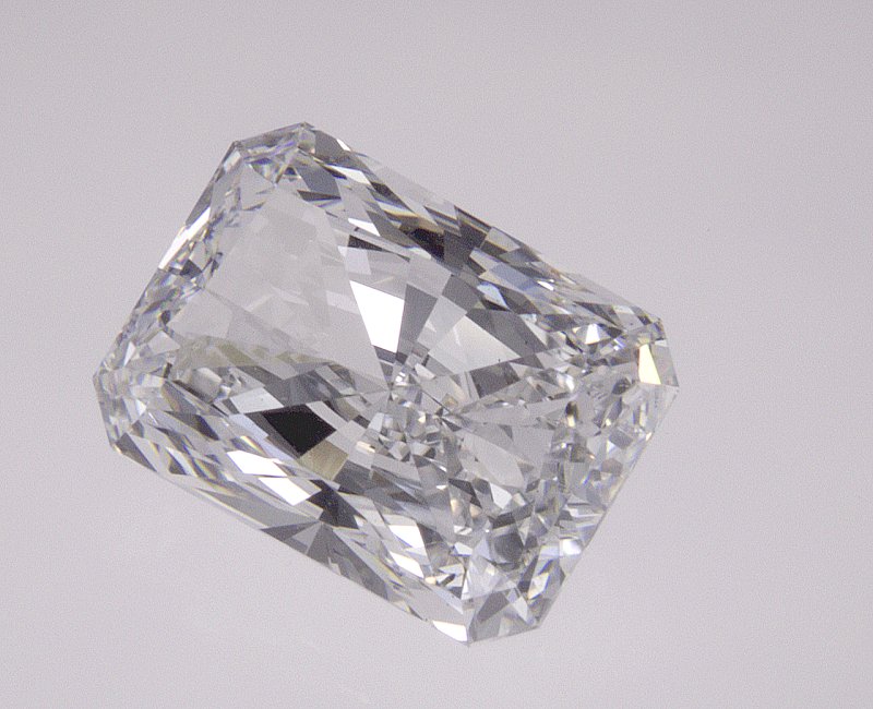 2.22 CT Radiant Lab-Grown Diamond Surrey Vancouver Canada Langley Burnaby Richmond