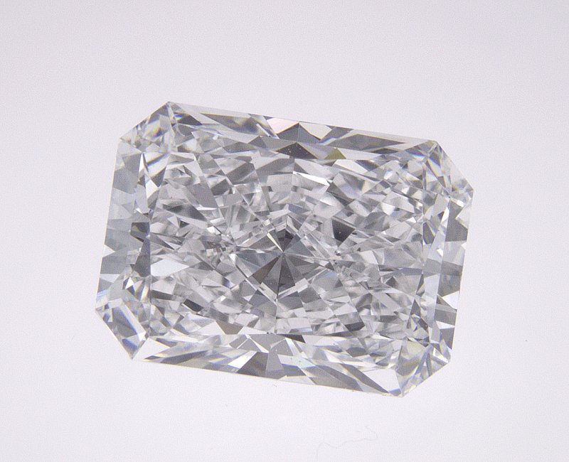 2.5 CT Radiant Lab-Grown Diamond Surrey Vancouver Canada Langley Burnaby Richmond