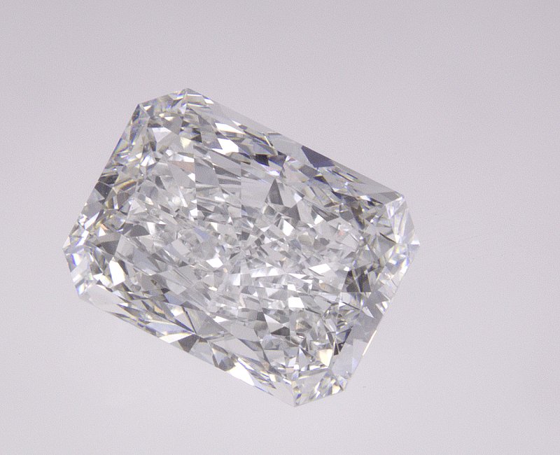 2.6 CT Radiant Lab-Grown Diamond Surrey Vancouver Canada Langley Burnaby Richmond