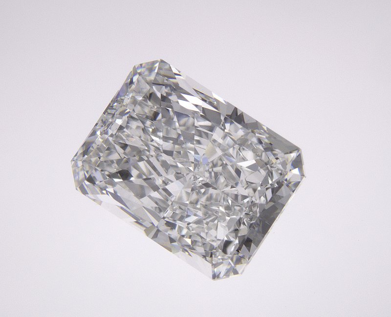 3.84 CT Radiant Lab-Grown Diamond Surrey Vancouver Canada Langley Burnaby Richmond