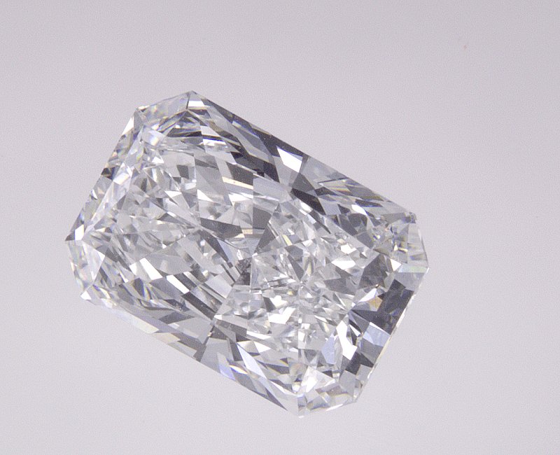 2.1 CT Radiant Lab-Grown Diamond Surrey Vancouver Canada Langley Burnaby Richmond