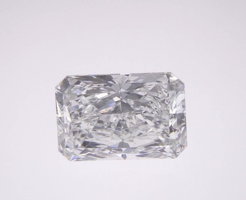 1.7 CT Radiant Lab-Grown Diamond Surrey Vancouver Canada Langley Burnaby Richmond