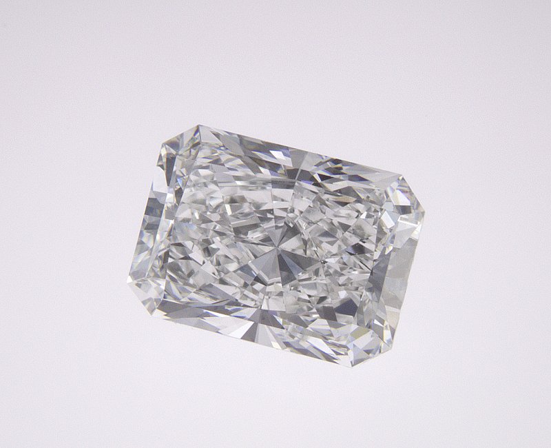 1.7 CT Radiant Lab-Grown Diamond Surrey Vancouver Canada Langley Burnaby Richmond