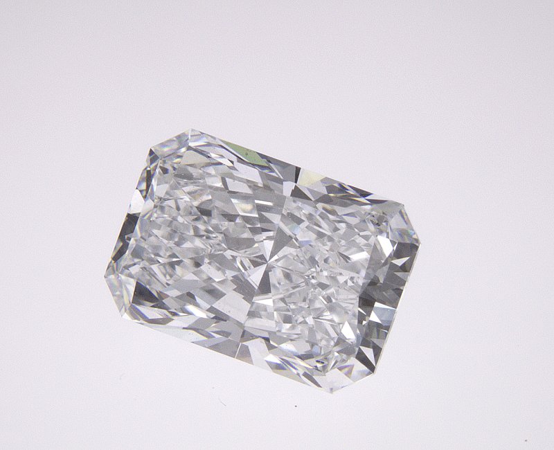 1.8 CT Radiant Lab-Grown Diamond Surrey Vancouver Canada Langley Burnaby Richmond