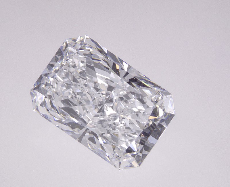 3.07 CT Radiant Lab-Grown Diamond Surrey Vancouver Canada Langley Burnaby Richmond