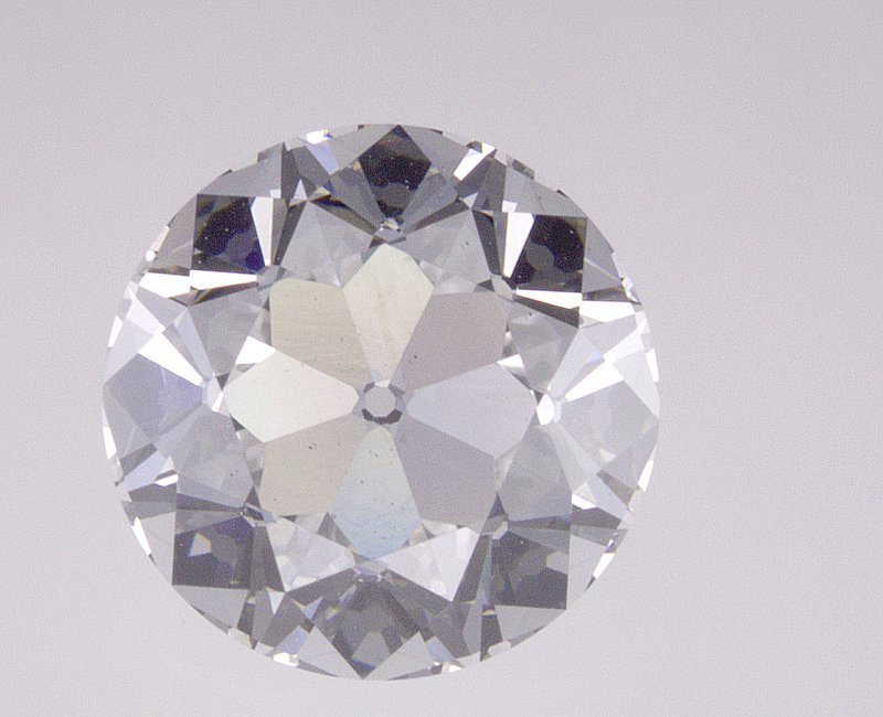 2.07 CT Round Lab-Grown Diamond Surrey Vancouver Canada Langley Burnaby Richmond