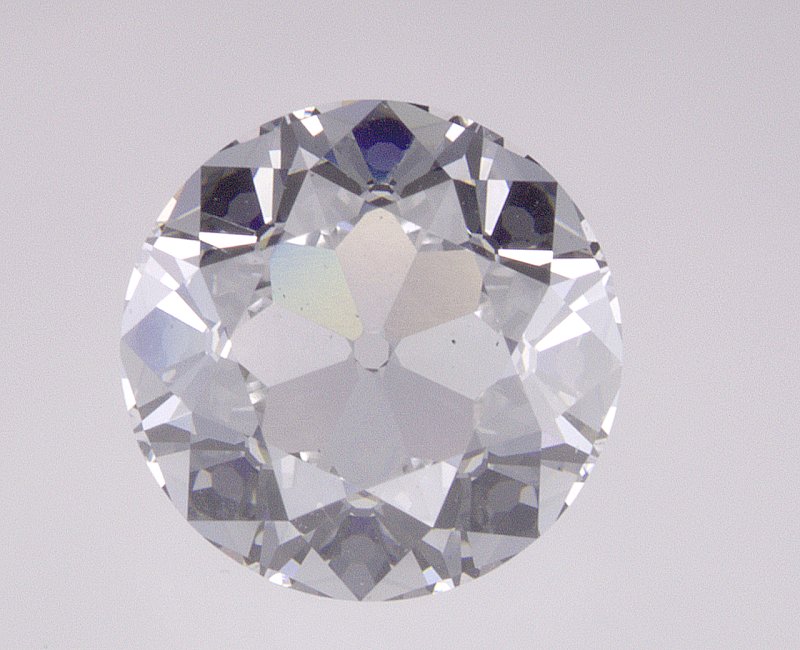 2.05 CT Round Lab-Grown Diamond Surrey Vancouver Canada Langley Burnaby Richmond