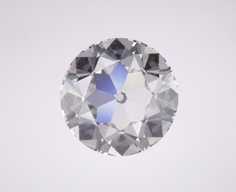 3.21 CT Round Lab-Grown Diamond Surrey Vancouver Canada Langley Burnaby Richmond