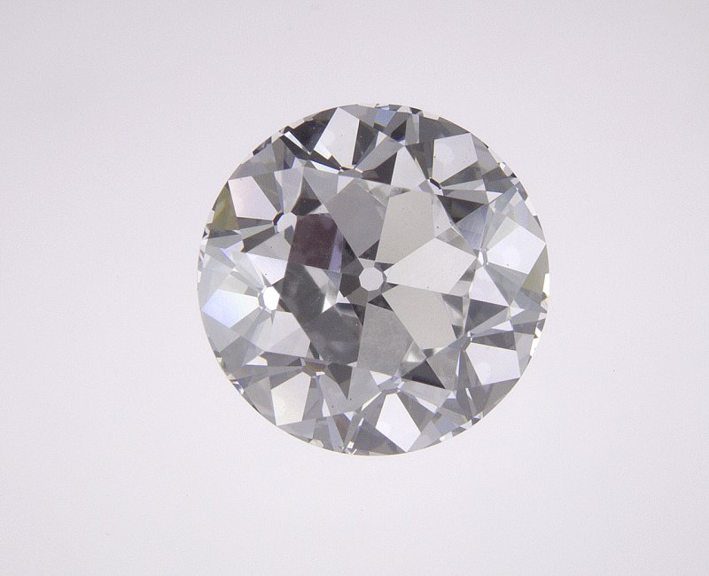 3.21 CT Round Lab-Grown Diamond Surrey Vancouver Canada Langley Burnaby Richmond