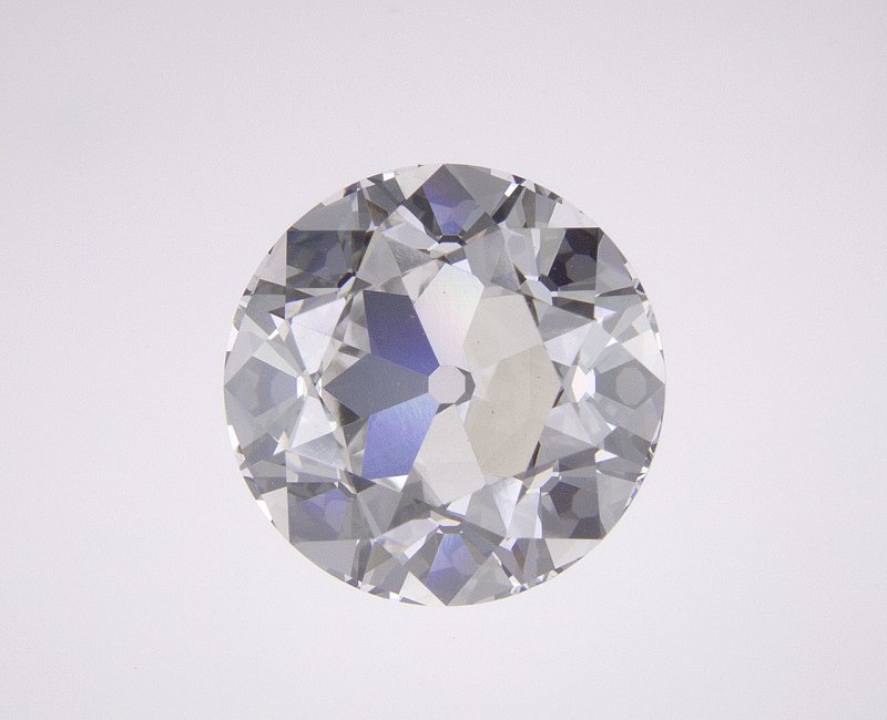 3.22 CT Round Lab-Grown Diamond Surrey Vancouver Canada Langley Burnaby Richmond