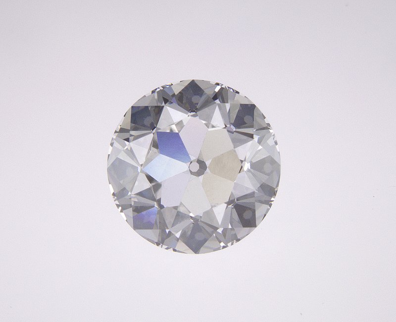 2.18 CT Round Lab-Grown Diamond Surrey Vancouver Canada Langley Burnaby Richmond