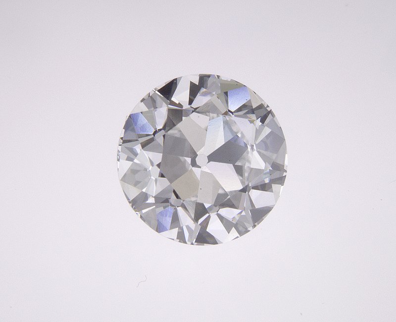 2.12 CT Round Lab-Grown Diamond Surrey Vancouver Canada Langley Burnaby Richmond