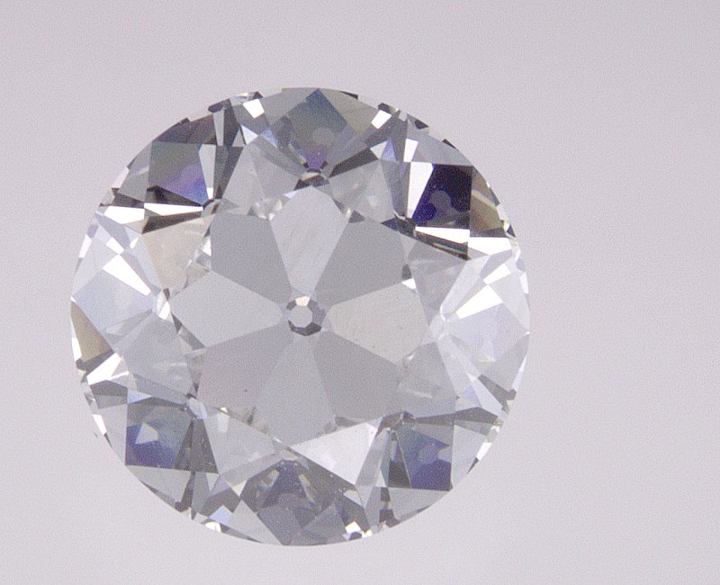 2.05 CT Round Lab-Grown Diamond Surrey Vancouver Canada Langley Burnaby Richmond