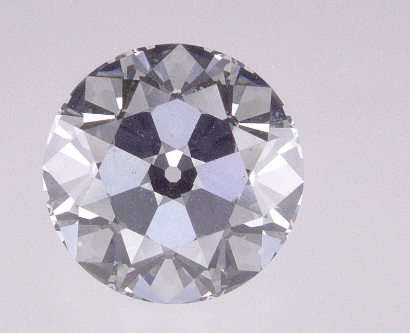 2.04 CT Round Lab-Grown Diamond Surrey Vancouver Canada Langley Burnaby Richmond