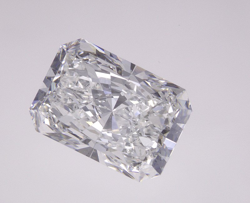 2.25 CT Radiant Lab-Grown Diamond Surrey Vancouver Canada Langley Burnaby Richmond