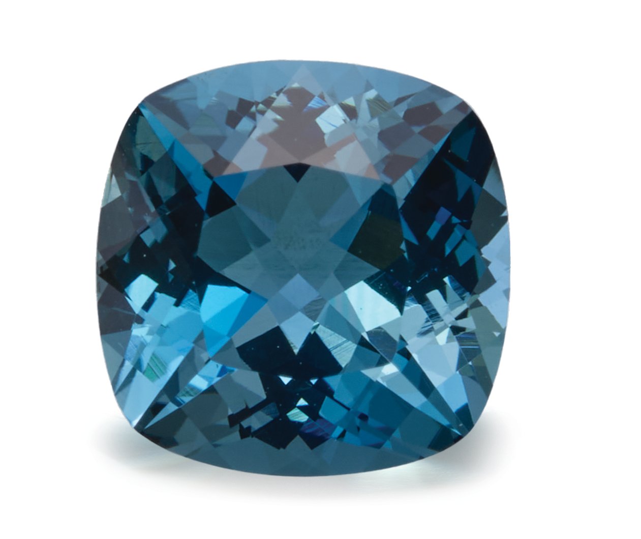 CUSHION 2.42ct Natural Aquamarine 