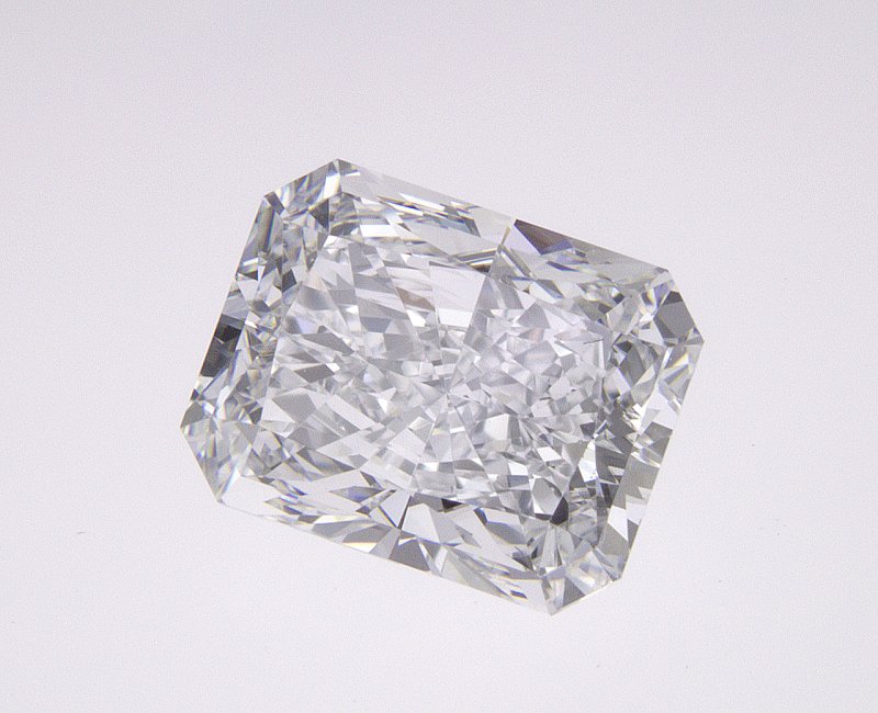 1.72 CT Radiant Lab-Grown Diamond Surrey Vancouver Canada Langley Burnaby Richmond