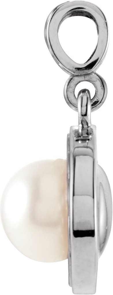 Alternative view of Solitaire Pearl Pendant