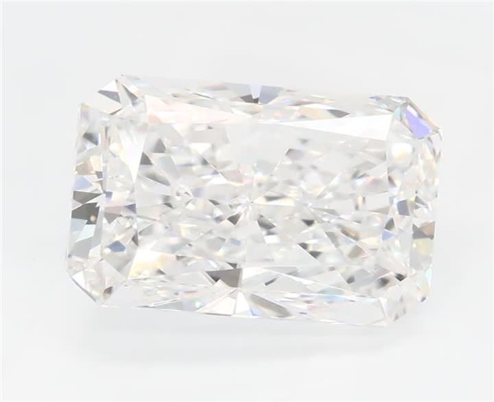 2.63 CT Radiant Lab-Grown Diamond Surrey Vancouver Canada Langley Burnaby Richmond