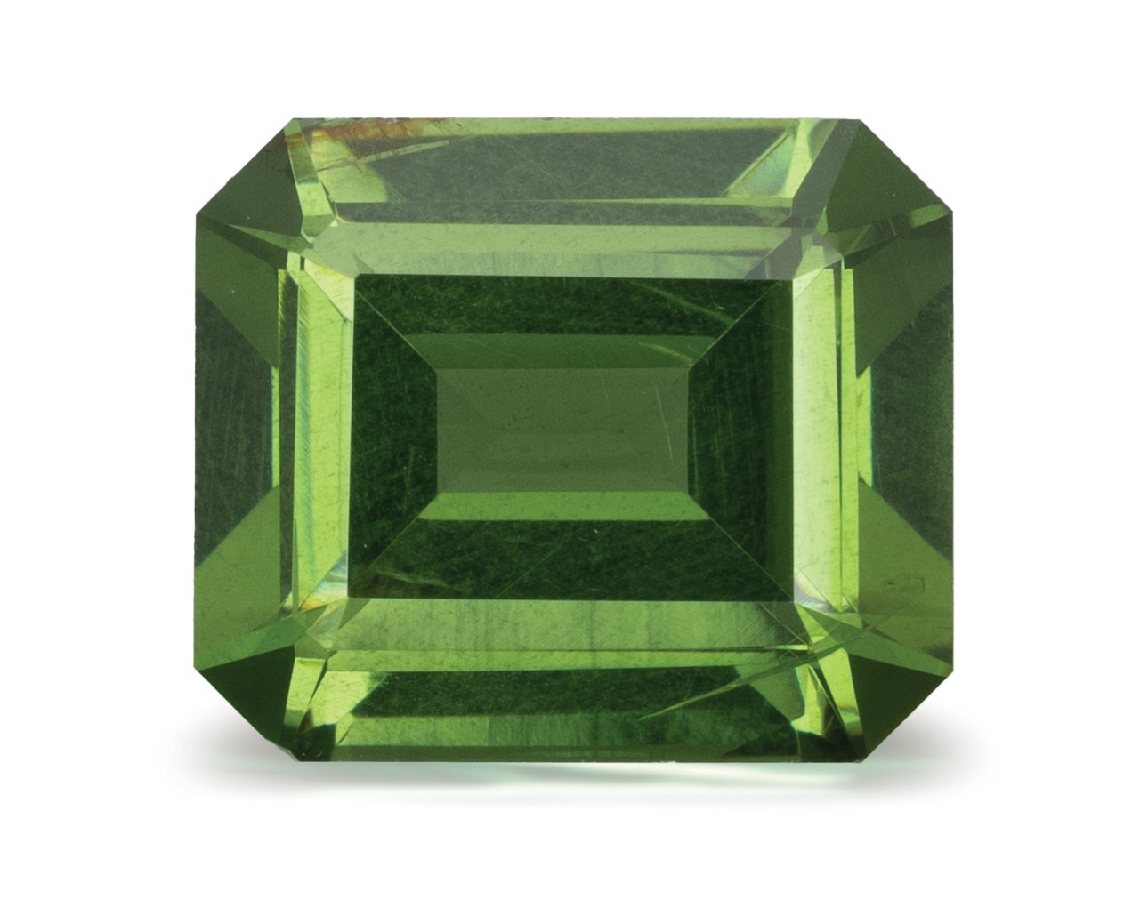 EMERALD 3.99ct Natural Zircon 