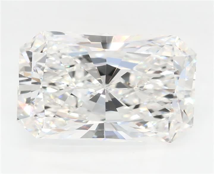 3.67 CT Radiant Lab-Grown Diamond Surrey Vancouver Canada Langley Burnaby Richmond