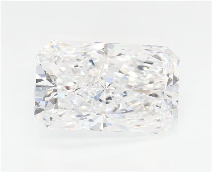 3.08 CT Radiant Lab-Grown Diamond Surrey Vancouver Canada Langley Burnaby Richmond