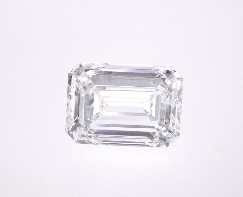 2.5 CT Emerald Lab-Grown Diamond Surrey Vancouver Canada Langley Burnaby Richmond