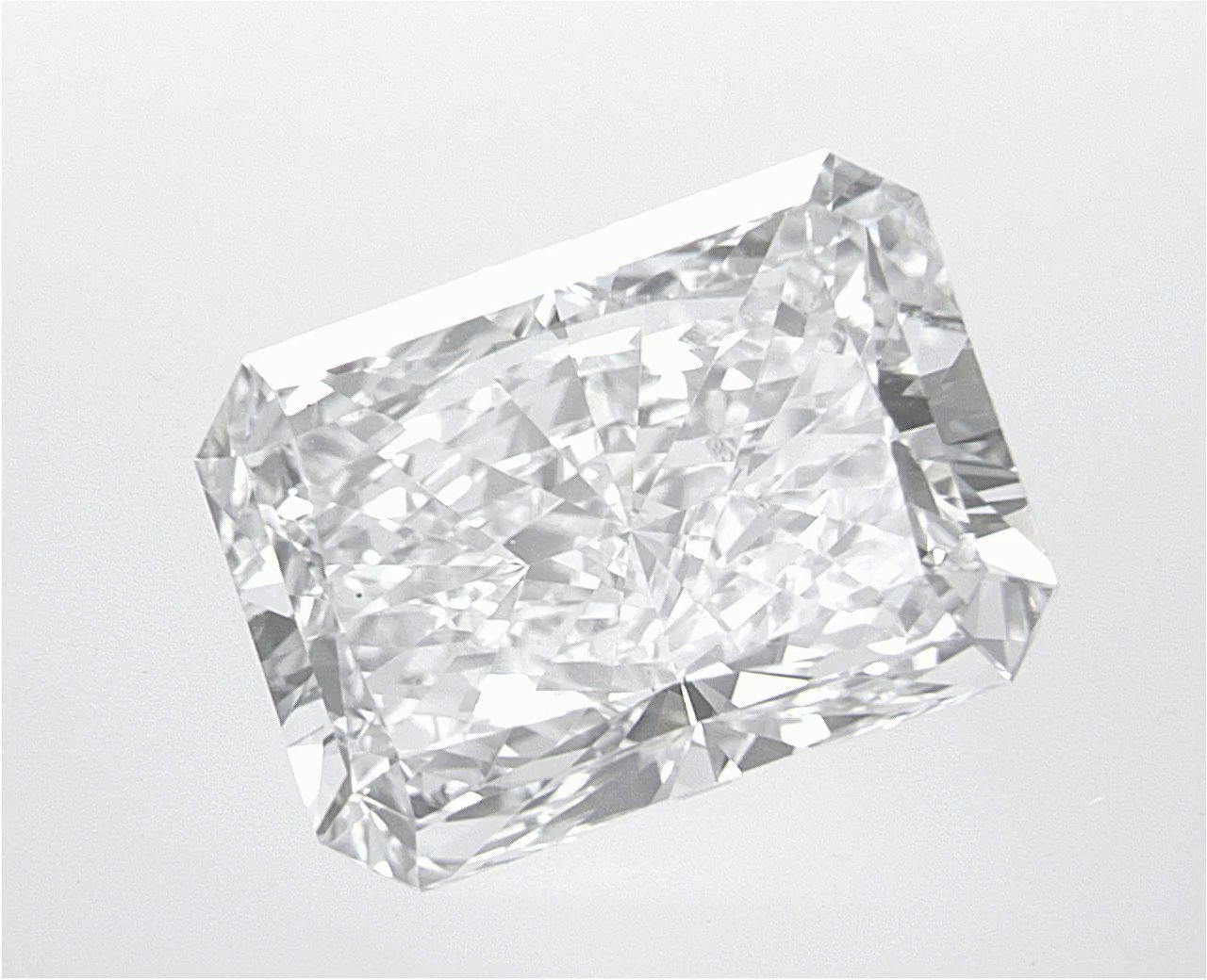 4.01 CT Radiant Lab-Grown Diamond Surrey Vancouver Canada Langley Burnaby Richmond