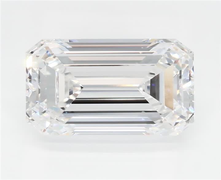 2.21 CT Emerald Lab-Grown Diamond Surrey Vancouver Canada Langley Burnaby Richmond