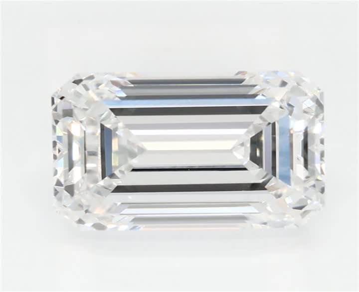 2.3 CT Emerald Lab-Grown Diamond Surrey Vancouver Canada Langley Burnaby Richmond