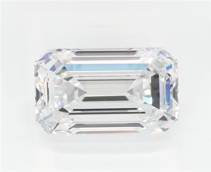 1.8 CT Emerald Lab-Grown Diamond Surrey Vancouver Canada Langley Burnaby Richmond