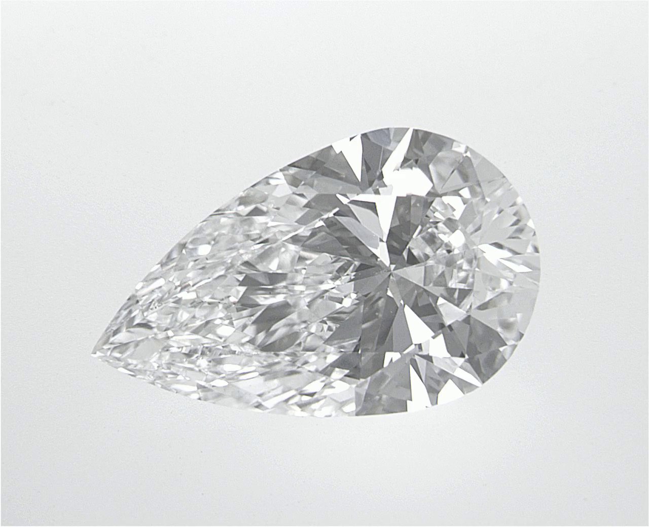 2.89 CT Pear Lab-Grown Diamond Surrey Vancouver Canada Langley Burnaby Richmond