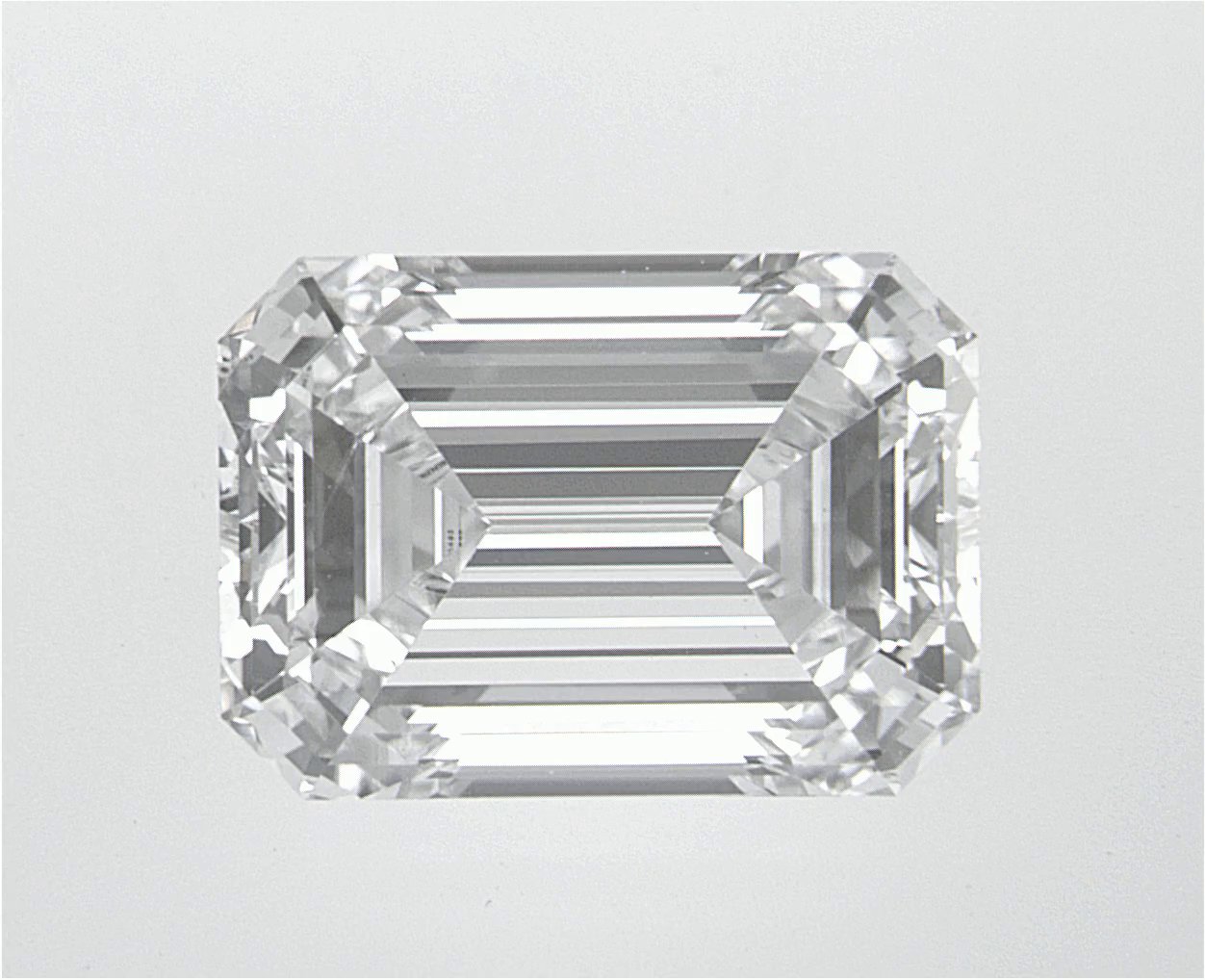 3 CT Emerald Lab-Grown Diamond Surrey Vancouver Canada Langley Burnaby Richmond