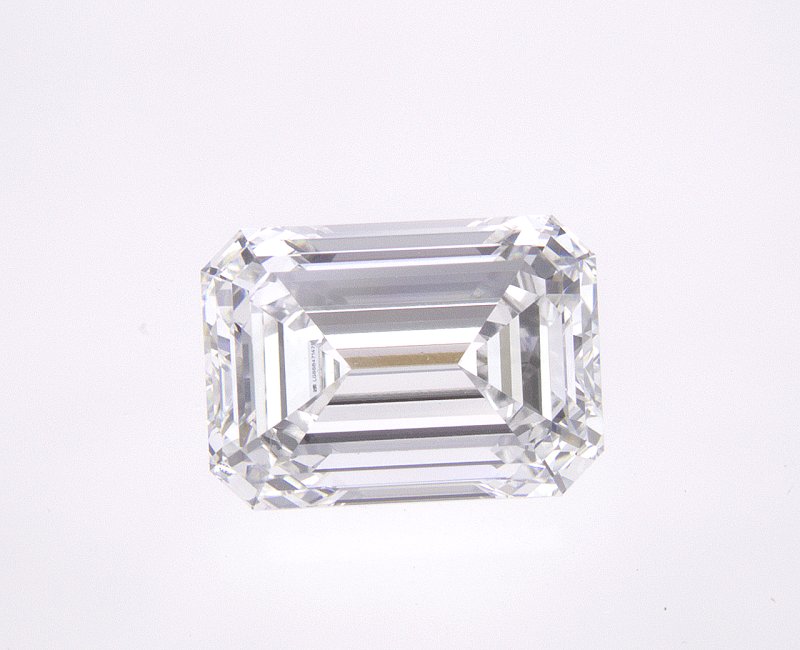 2.04 CT Emerald Lab-Grown Diamond Surrey Vancouver Canada Langley Burnaby Richmond