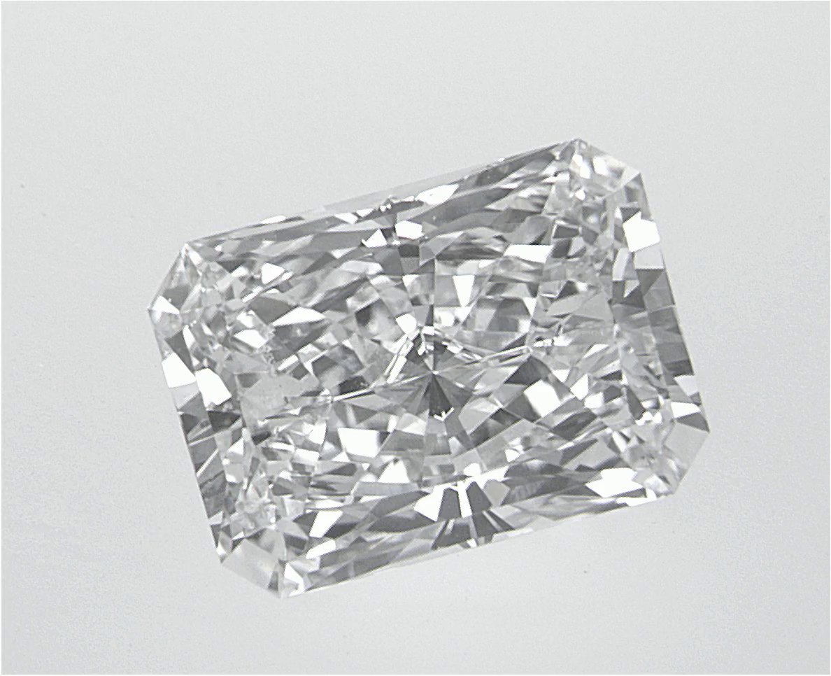 2.1 CT Radiant Lab-Grown Diamond Surrey Vancouver Canada Langley Burnaby Richmond