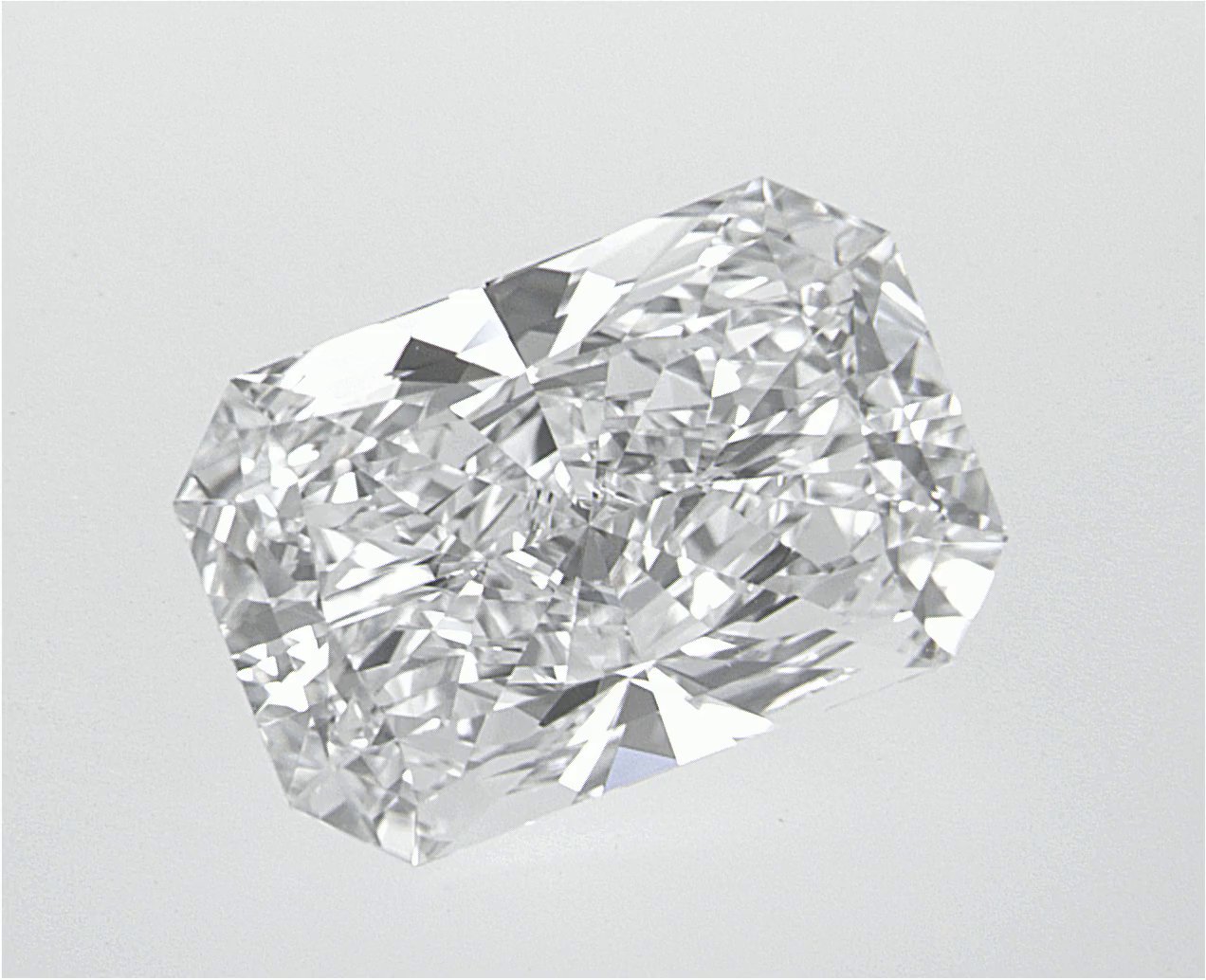 2.55 CT Radiant Lab-Grown Diamond Surrey Vancouver Canada Langley Burnaby Richmond