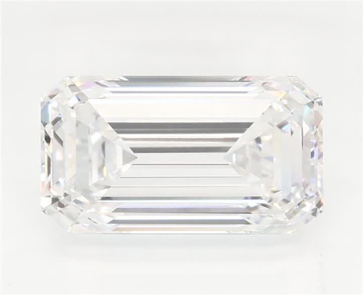 2.1 CT Emerald Lab-Grown Diamond Surrey Vancouver Canada Langley Burnaby Richmond