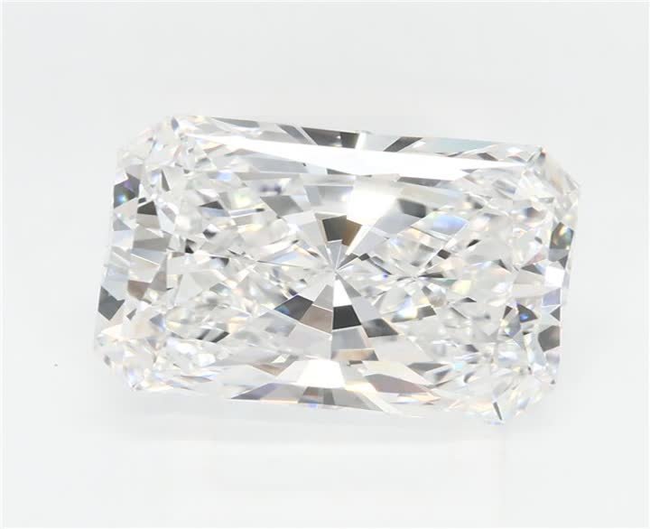 3.89 CT Radiant Lab-Grown Diamond Surrey Vancouver Canada Langley Burnaby Richmond